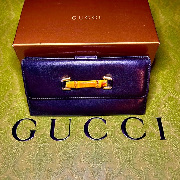Gucci Handbags - EUC vintage GUCCI Bamboo Black Leather Long Wallet 🔥